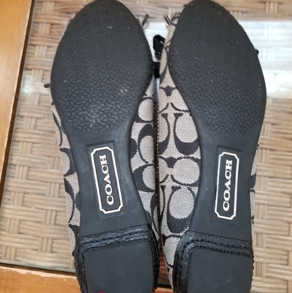 Coach flats. - Picture 2 of 3